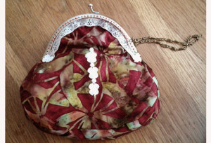 Bolsito de patchwork con boquilla metalica (ds-bol2111)