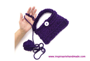 Aprende a tejer un bolso con los dedos (ds-bdd2111)